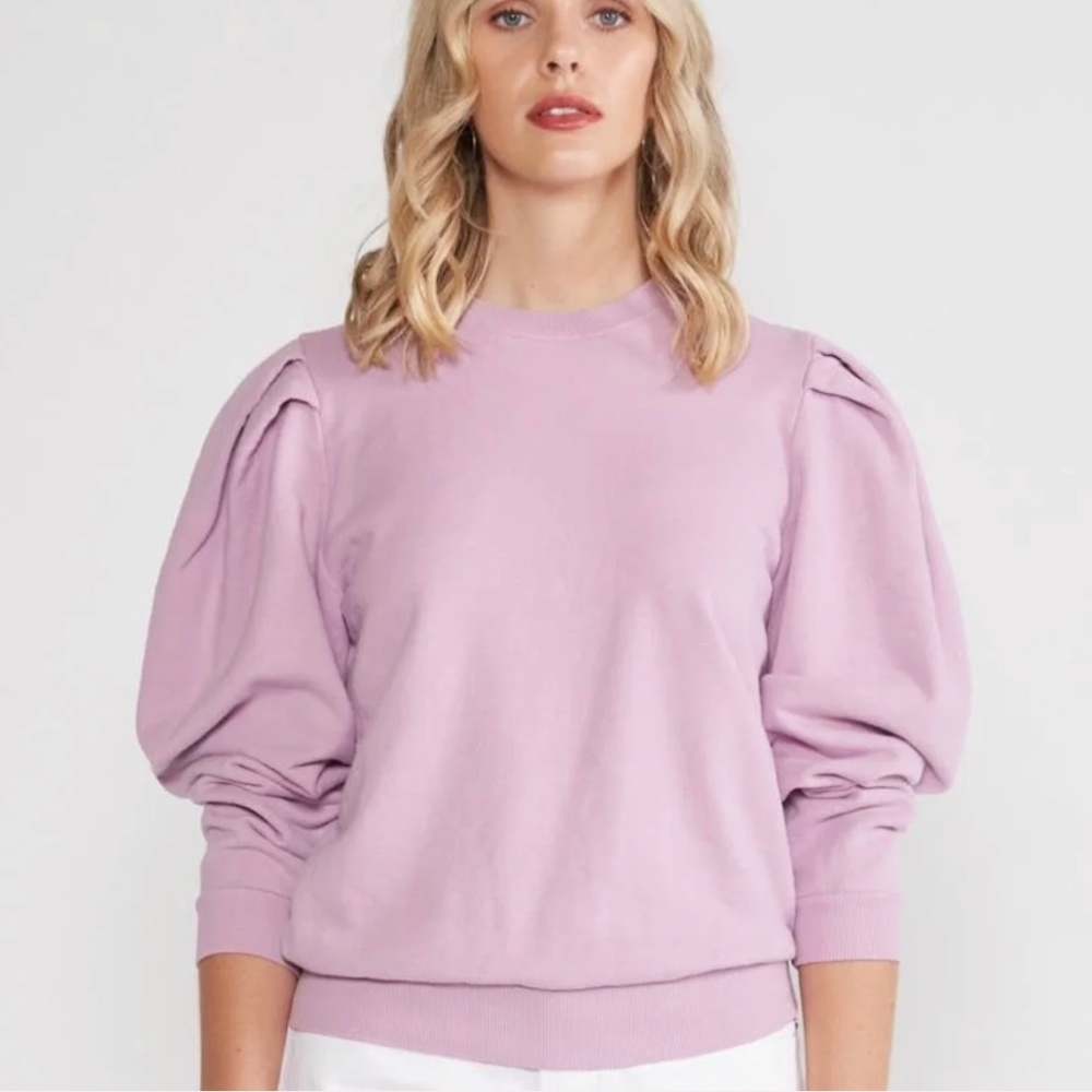 The Lysse Tuck Sleeve Top in Lavender Mist — by Etica